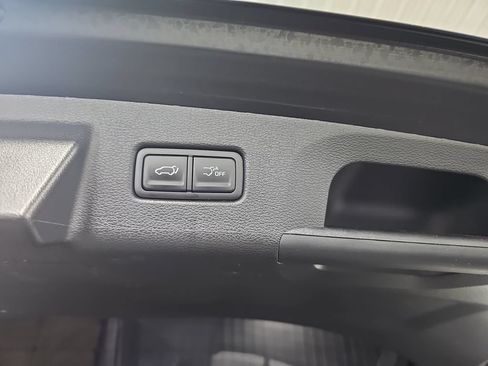 Used 2024 Kia Telluride SX Prestige w/ Towing Package AWD/4WD image 13