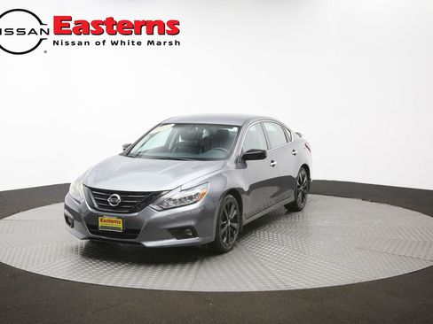 Used 2018 Nissan Altima 2.5 SR w/ SR Midnight Edition image 54