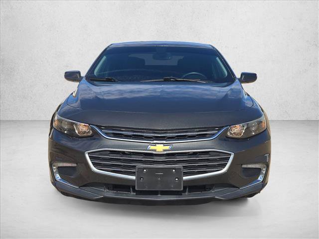 Used 2017 Chevrolet Malibu LT FWD image 2