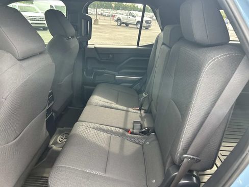 Used 2025 Toyota 4Runner SR5 AWD/4WD image 26