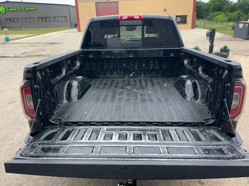 Used 2017 GMC Sierra 1500 SLT w/ Texas SLT Premium Package AWD/4WD image 39