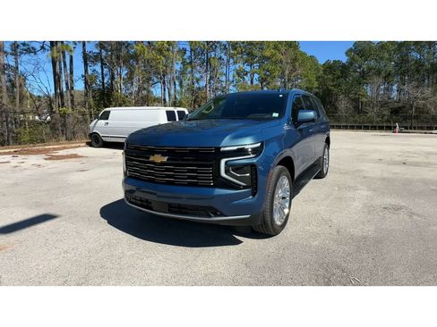 Certified 2025 Chevrolet Tahoe High Country w/ Sun And Tow Package image 4