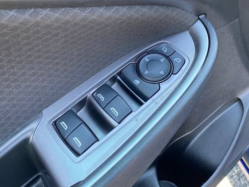 Used 2023 Chevrolet Malibu LT FWD image 17