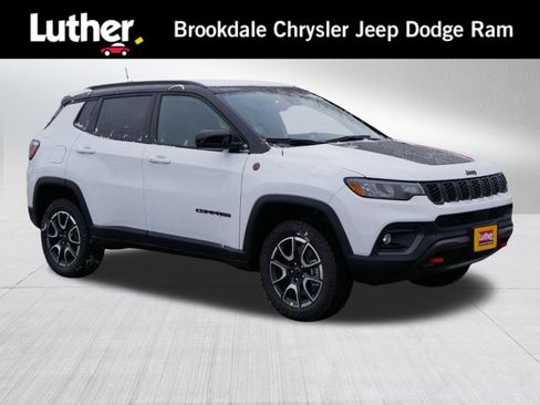 New 2026 Jeep Compass Trailhawk w/ Trailer Tow Group image 1