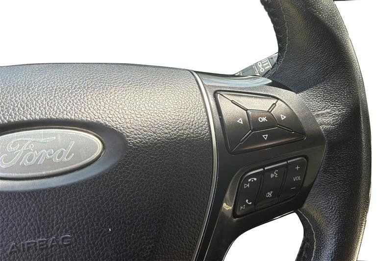Used 2019 Ford Explorer Platinum AWD/4WD image 33