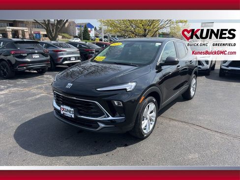 Used 2025 Buick Encore GX Preferred AWD/4WD image 12