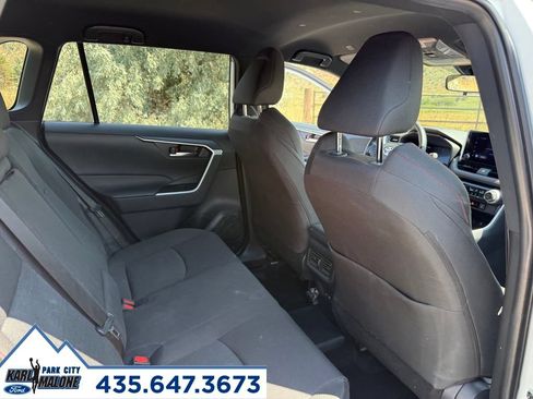 Used 2025 Toyota RAV4 SE AWD/4WD image 34