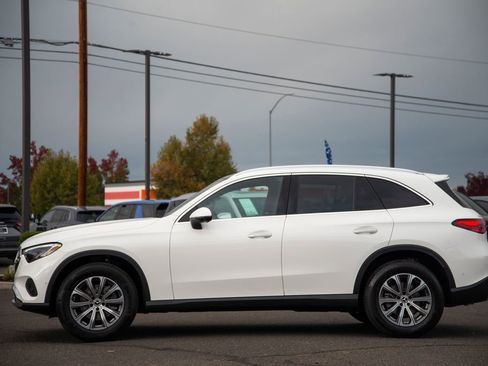 Used 2026 Mercedes-Benz GLC 300 4MATIC image 6