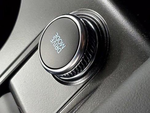 New 2026 Ford Explorer Active image 18