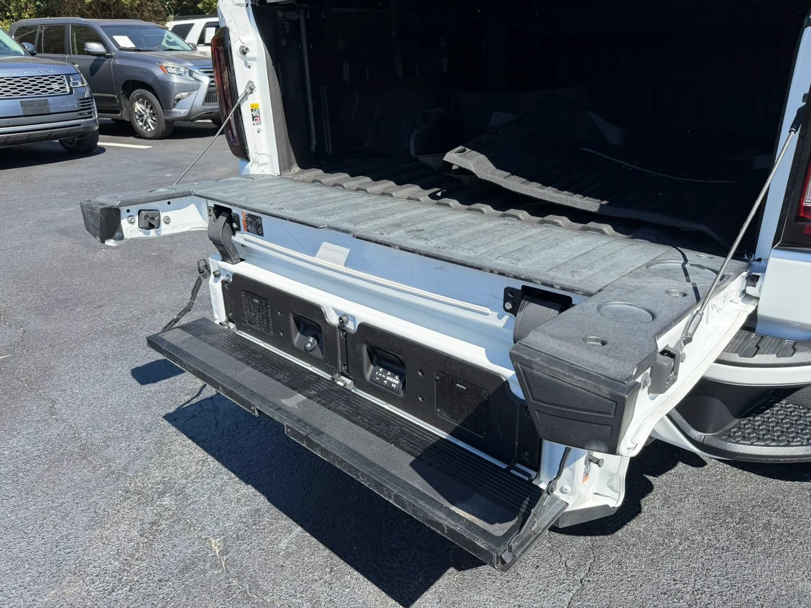Used 2019 GMC Sierra 1500 AT4 w/ AT4 Premium Package AWD/4WD image 28