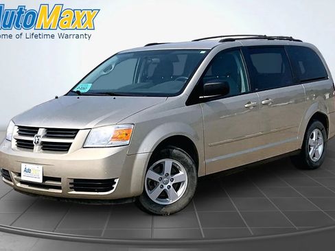 Used 2010 Dodge Grand Caravan Hero w/ Popular Equipment Group FWD image 1