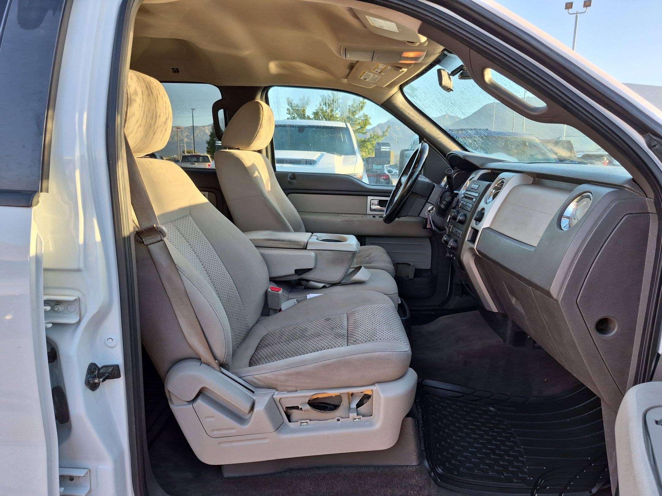 Used 2010 Ford F150 XLT AWD/4WD image 28