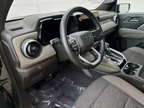 Used 2024 Chevrolet Colorado ZR2 AWD/4WD image 9