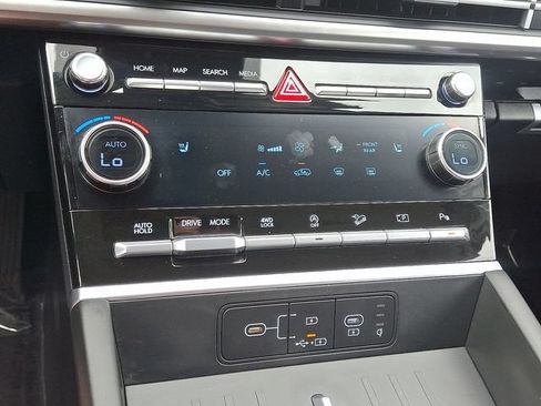 Used 2026 Hyundai Santa Fe SEL AWD/4WD image 16