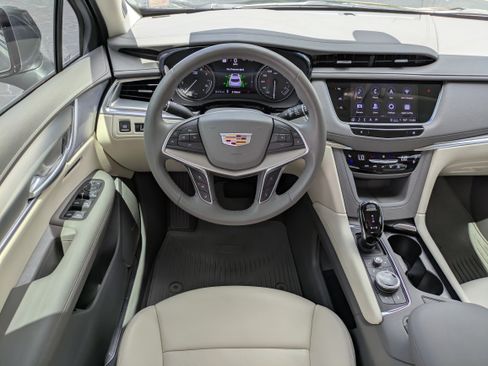 Used 2024 Cadillac XT5 Premium Luxury w/ Technology Package FWD image 14