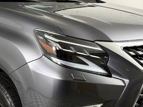 Used 2023 Lexus GX 460 Premium w/ Premium Package AWD/4WD image 16