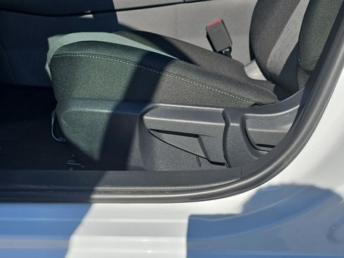 New 2026 Nissan Sentra SV w/ Floor Mat Package FWD image 27