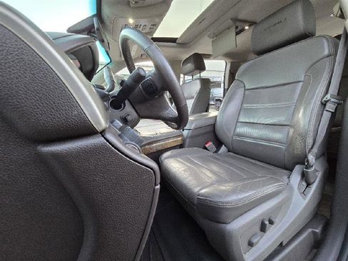 Used 2016 GMC Yukon XL Denali w/ Open Road Package image 18