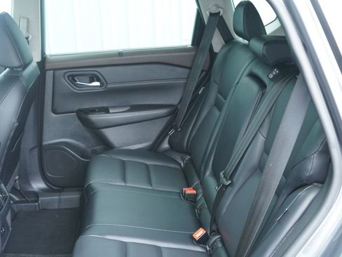 Used 2023 Nissan Rogue SV w/ SV Premium B Package AWD/4WD image 28