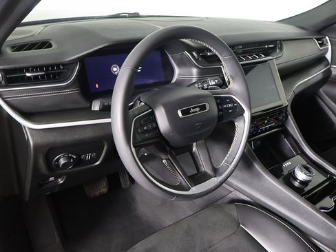 Used 2023 Jeep Grand Cherokee L Altitude image 26