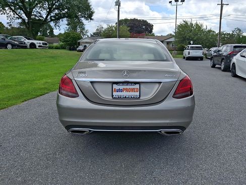 Used 2019 Mercedes-Benz C 300 4MATIC Sedan image 5