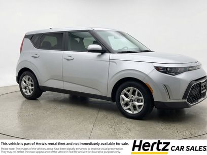 Used 2025 Kia Soul LX w/ LX Technology Package