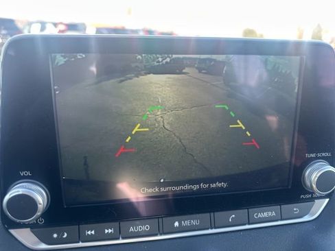 Certified 2024 Nissan Sentra SV image 20