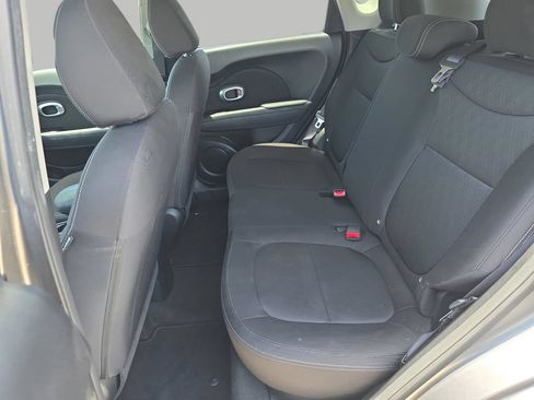 Used 2016 Kia Soul FWD image 28