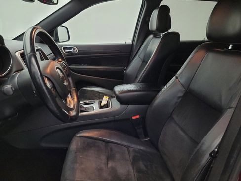 Used 2018 Jeep Grand Cherokee Altitude image 17