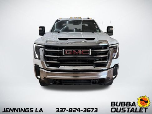 Used 2024 GMC Sierra 2500 SLE w/ SLE Convenience Package image 8