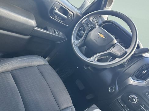 Used 2023 Chevrolet Silverado 1500 Custom image 20