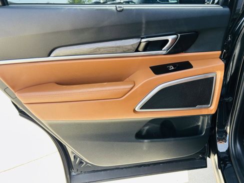 Used 2025 Kia Telluride EX X-Line AWD/4WD image 28