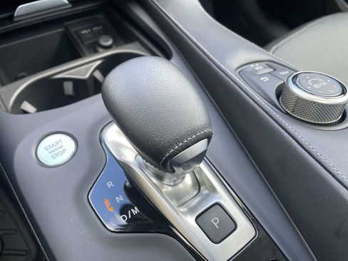 Used 2021 INFINITI QX50 Sensory image 16