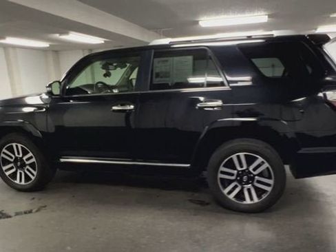 Used 2023 Toyota 4Runner Limited AWD/4WD image 6