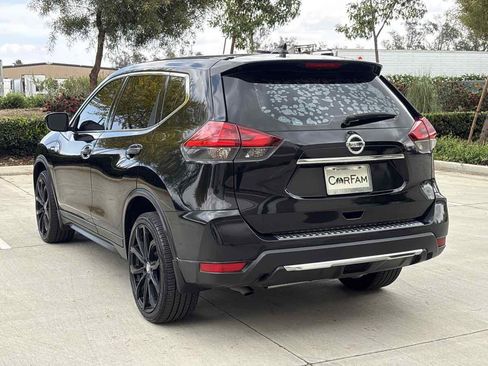 Used 2017 Nissan Rogue S FWD image 5