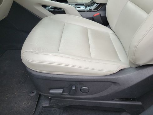 Used 2021 Kia Telluride S FWD image 5