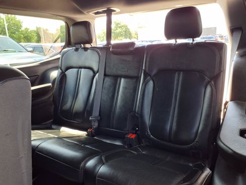 Used 2022 Jeep Wagoneer Series III RWD image 24