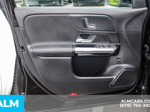Used 2025 Mercedes-Benz GLA 250 image 37