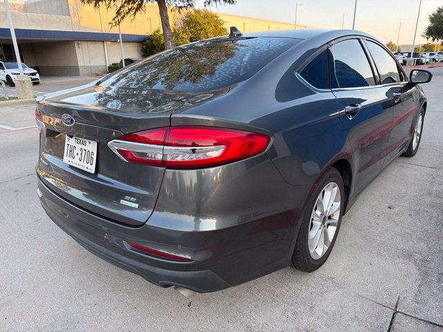 Used 2020 Ford Fusion SE FWD image 5