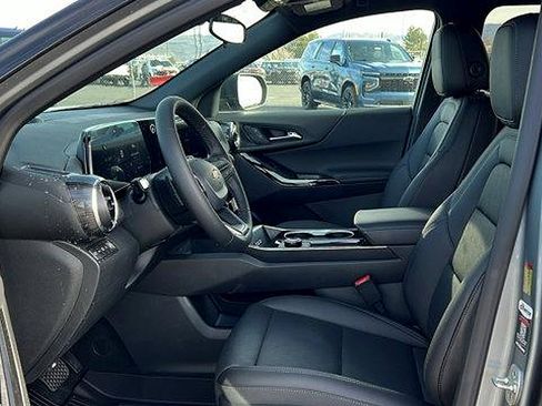 New 2026 Chevrolet Equinox LT w/ Convenience Package II image 29