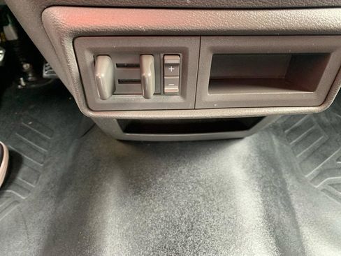 Used 2020 Ford Transit 250 Low Roof RWD image 29