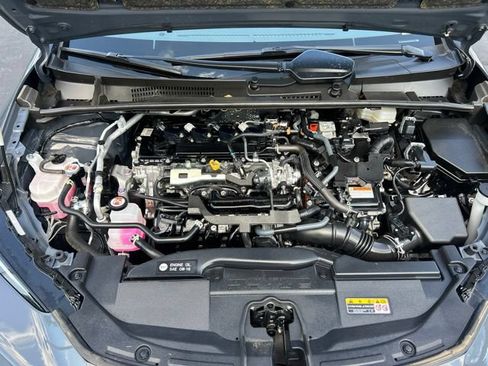 Used 2024 Toyota Prius XLE FWD image 13