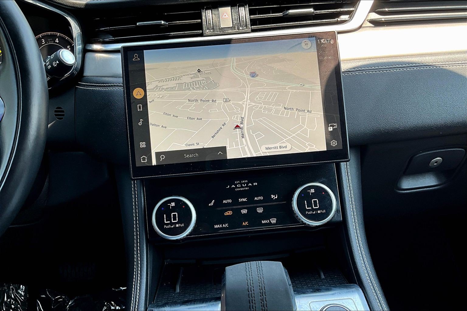 Used 2024 Jaguar F-PACE R-Dynamic S AWD/4WD image 12