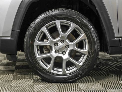 Used 2022 Jeep Compass Latitude AWD/4WD image 20