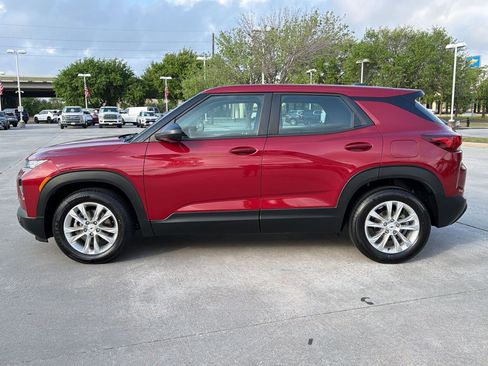 Certified 2021 Chevrolet TrailBlazer LS image 2