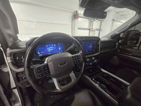 Used 2024 Ford F250 Lariat w/ FX4 Off-Road Package AWD/4WD image 15