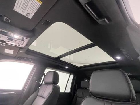 Used 2022 Chevrolet Suburban RST w/ Luxury Package image 44