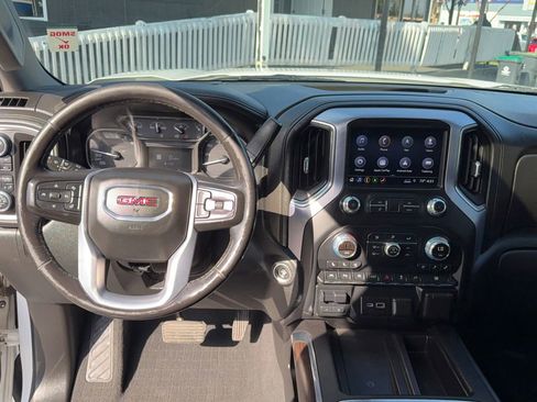 Used 2019 GMC Sierra 1500 SLT w/ SLT Premium Plus Package AWD/4WD image 32