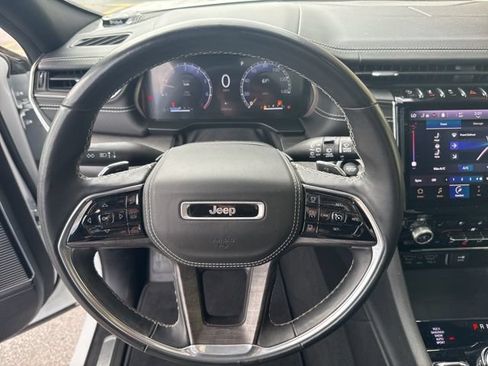 Used 2021 Jeep Grand Cherokee L Overland w/ Luxury Tech Group IV AWD/4WD image 33