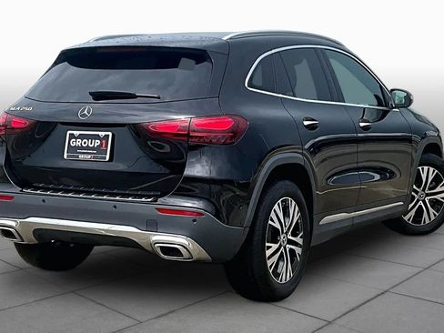 Used 2025 Mercedes-Benz GLA 250 image 12
